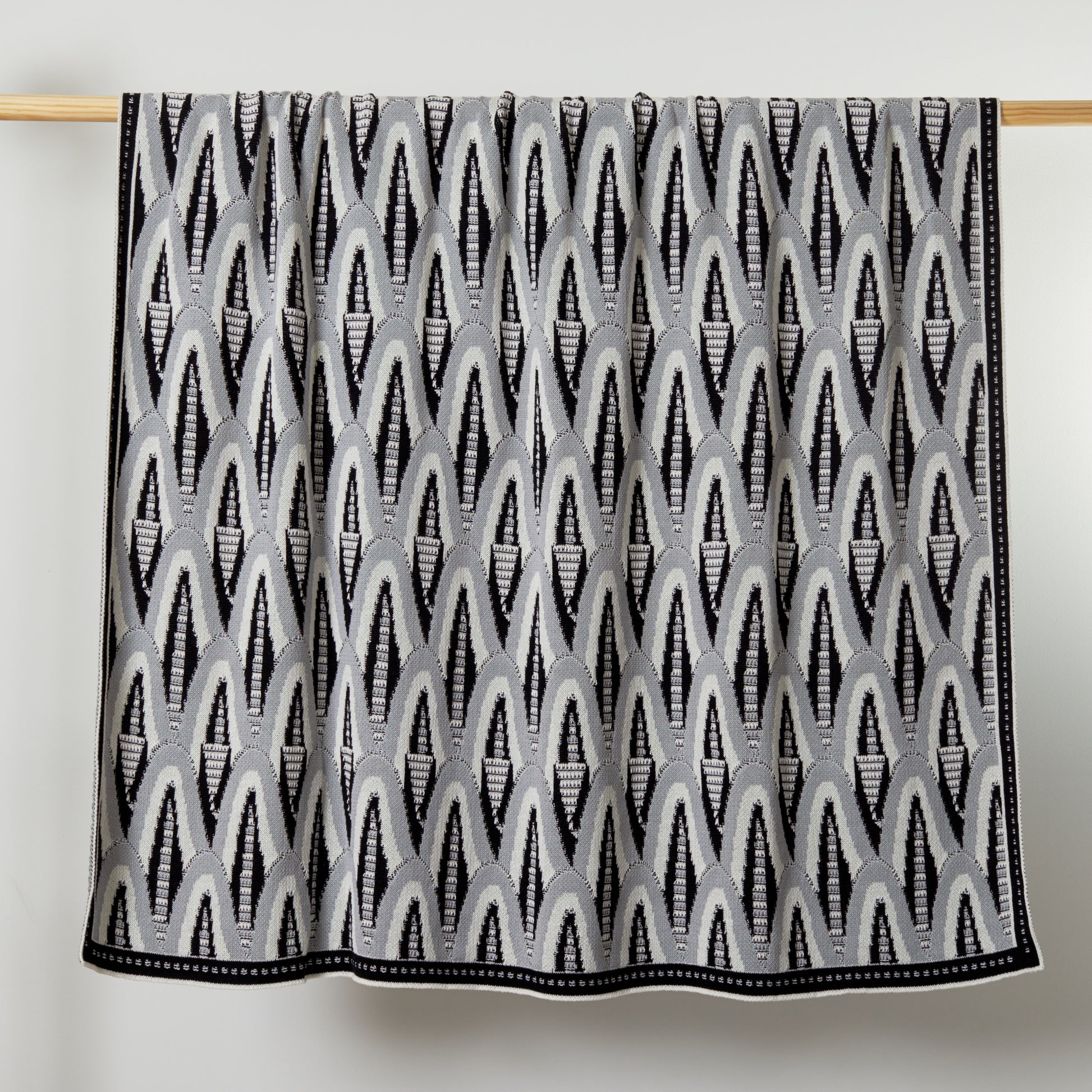 Deco Skyscraper Cotton Throw Blanket Black/Grey combo image 2