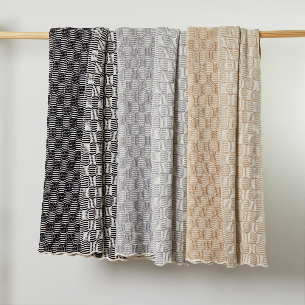 Black Classic Pop Cotton Throw Blanket