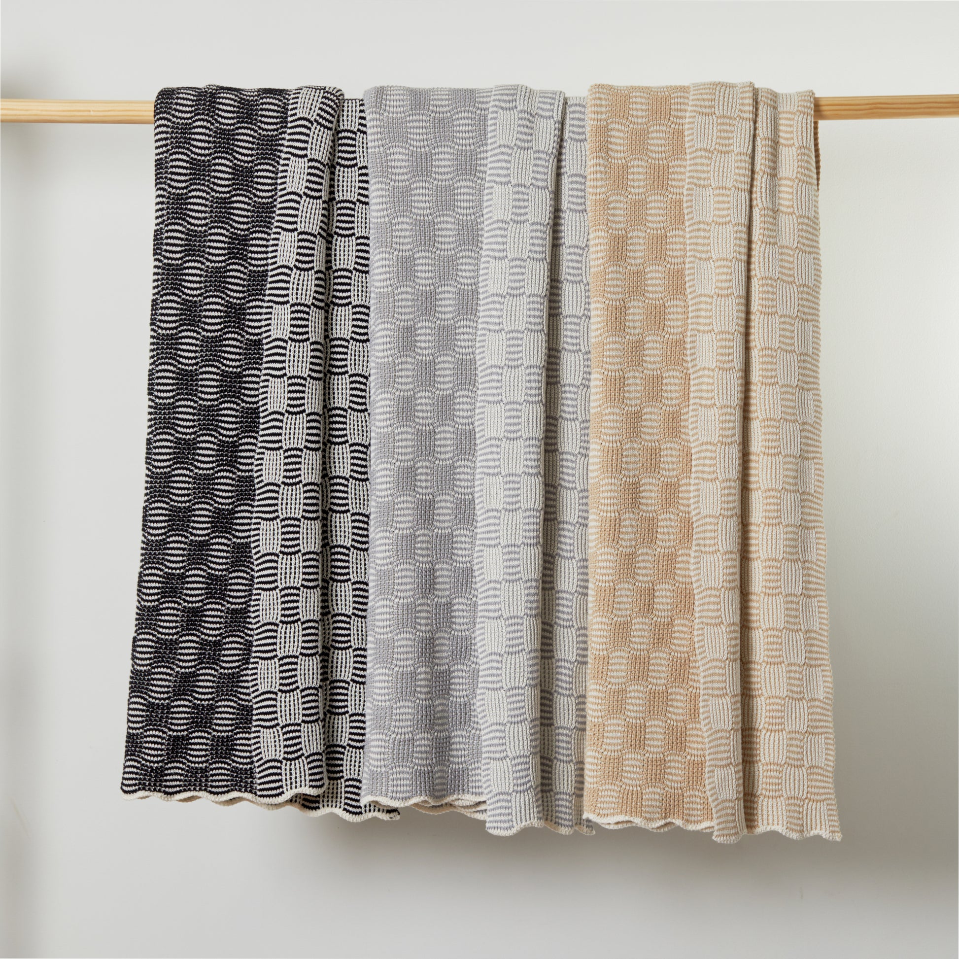 Black Classic Pop Cotton Throw Blanket