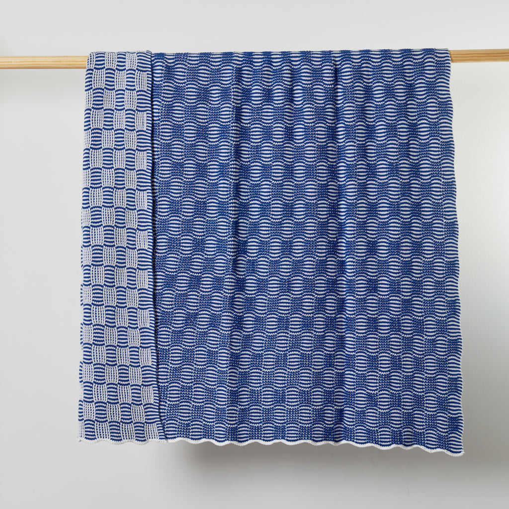 Royal Blue Classic Pop Cotton Throw Blanket