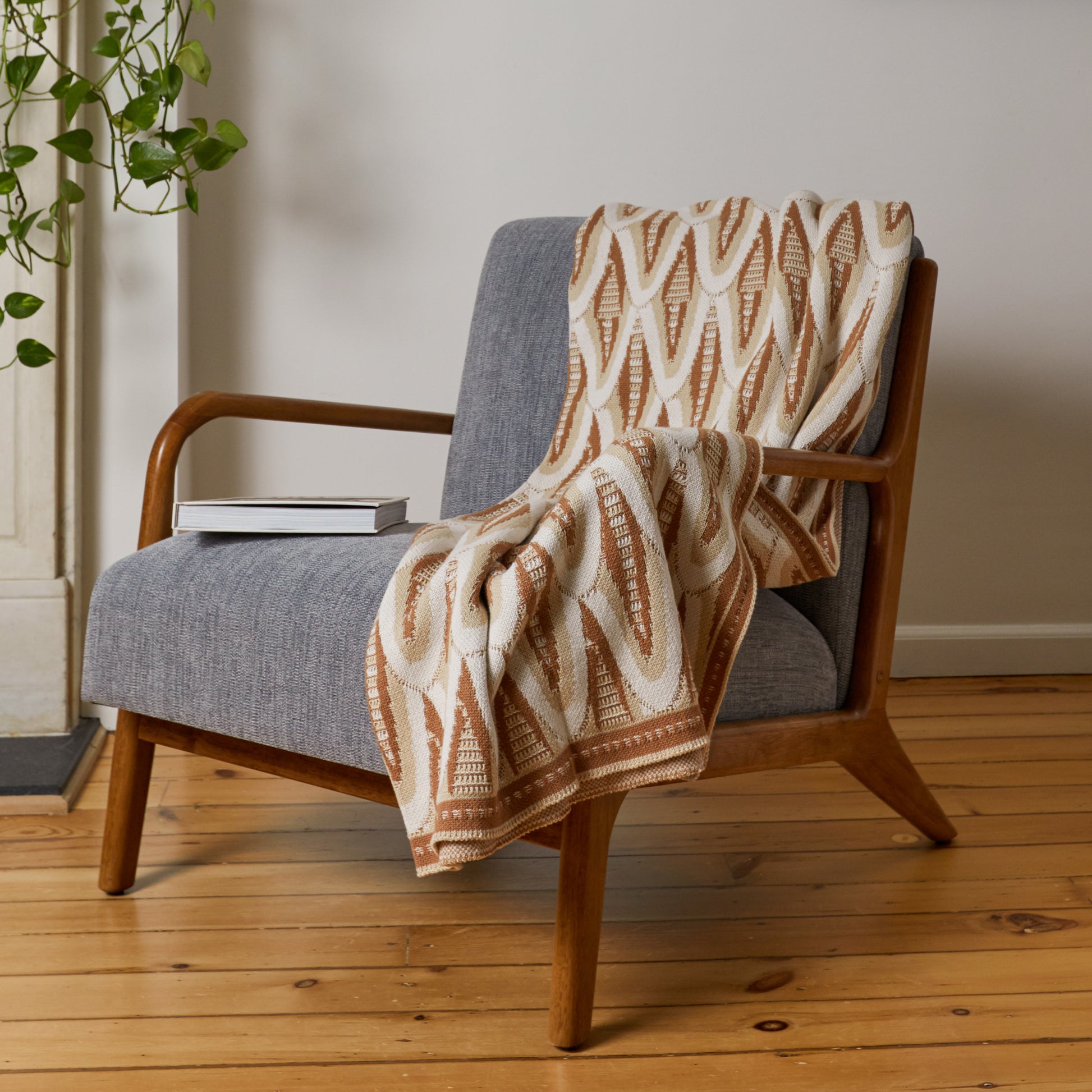 Russet/Tan Deco Skyscraper Cotton Throw Blanket