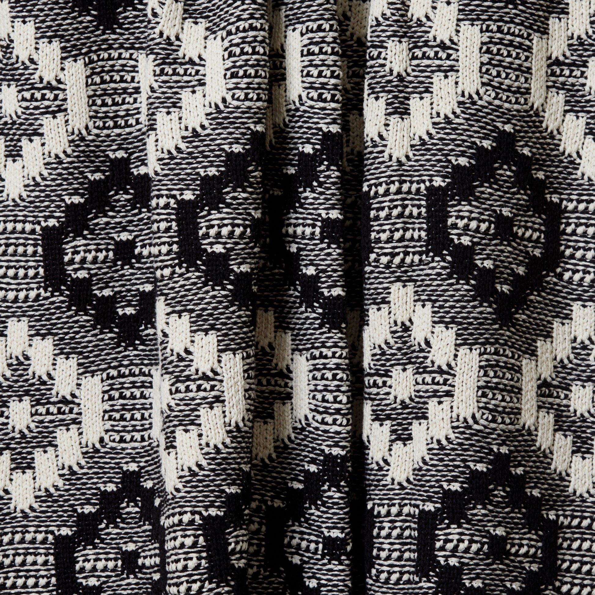 Mirrored Diamonds Throw Blanket