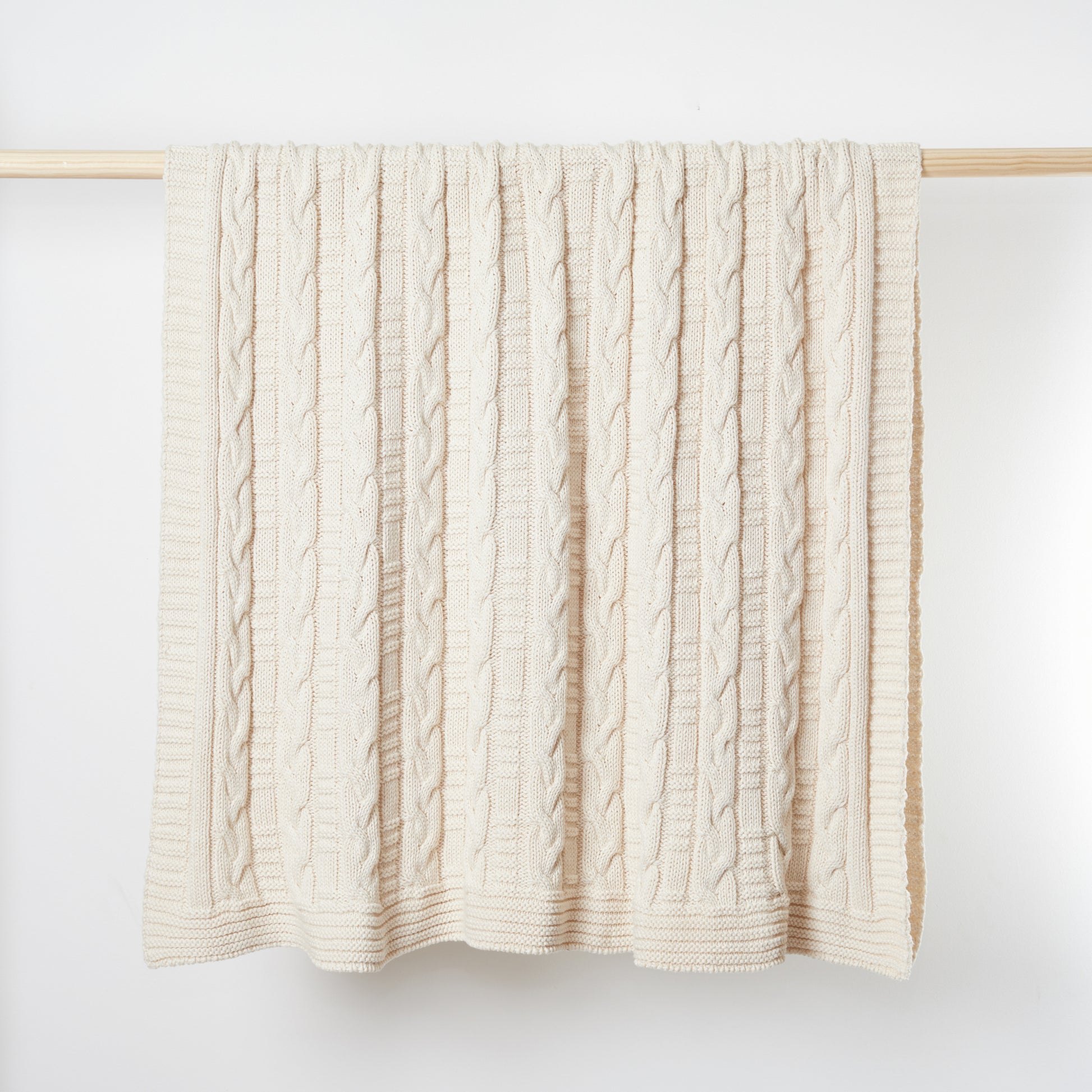 Braided Chunky Cable Throw Blanket